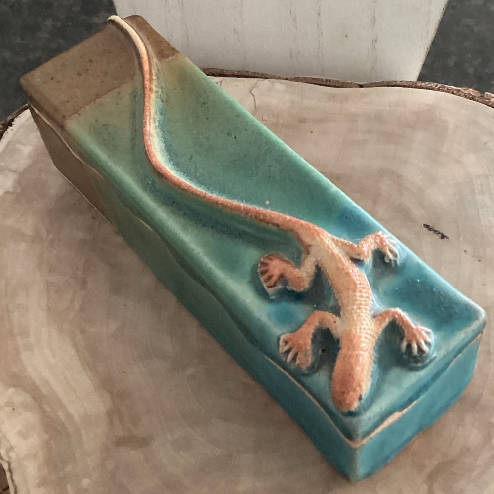 Pottery Box